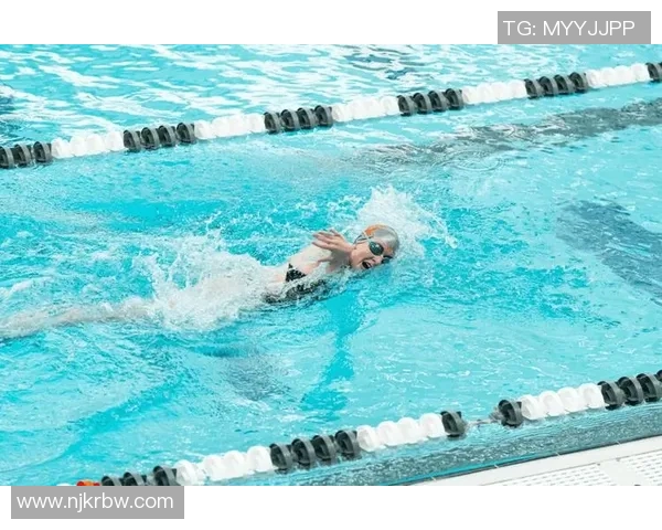 如何通过科学方法和练习快速掌握游泳技巧提升游泳水平