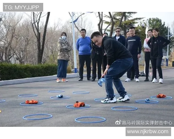 南京滑板队战术深度解析：如何在竞技中提升团队协作与个人技巧