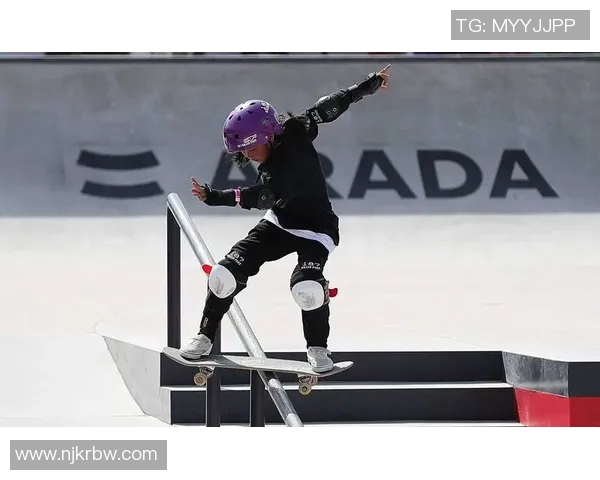 聚焦滑板运动:杭州滑板队展现青春活力与团队精神的力量 聚焦滑板运动:杭州滑板队展现青春活力与团队精神的力量