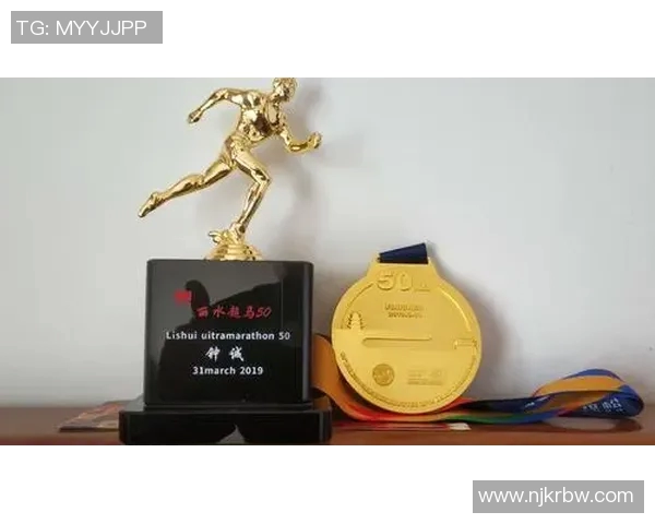 男子游泳明星领军时代突破水上极限 挑战自我超越荣誉极点